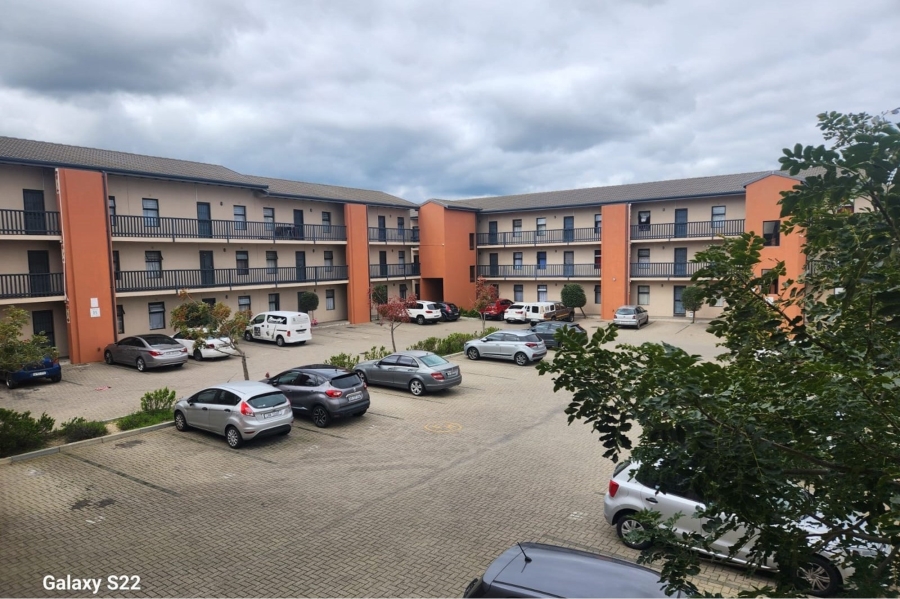 2 Bedroom Property for Sale in Parklands Western Cape